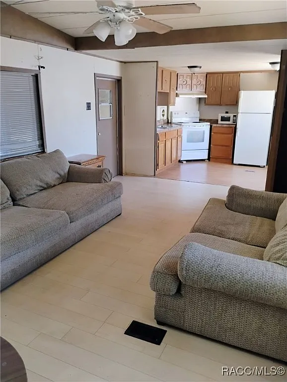 d00a484a4de7ba15d4ce815113d1bc65-uncropped_scaled_within_1536_1152